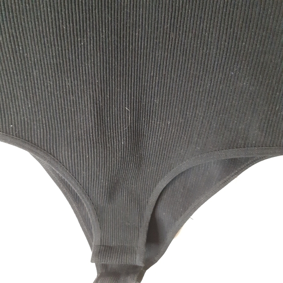 Zara seamless lace bodysuit - Picture 5 of 11